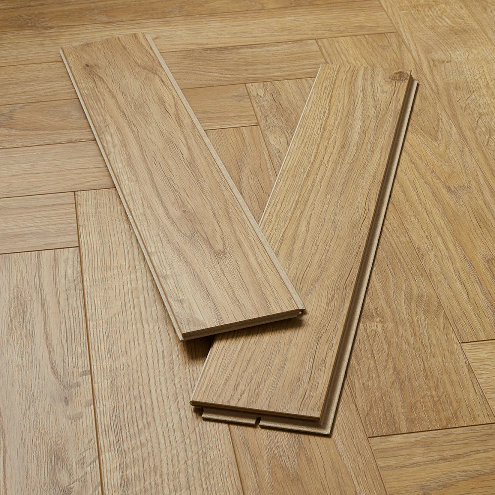 Berry Alloc Thirlmere Herringbone 8mm Laminate Flooring - Auckland Oak - Image 4
