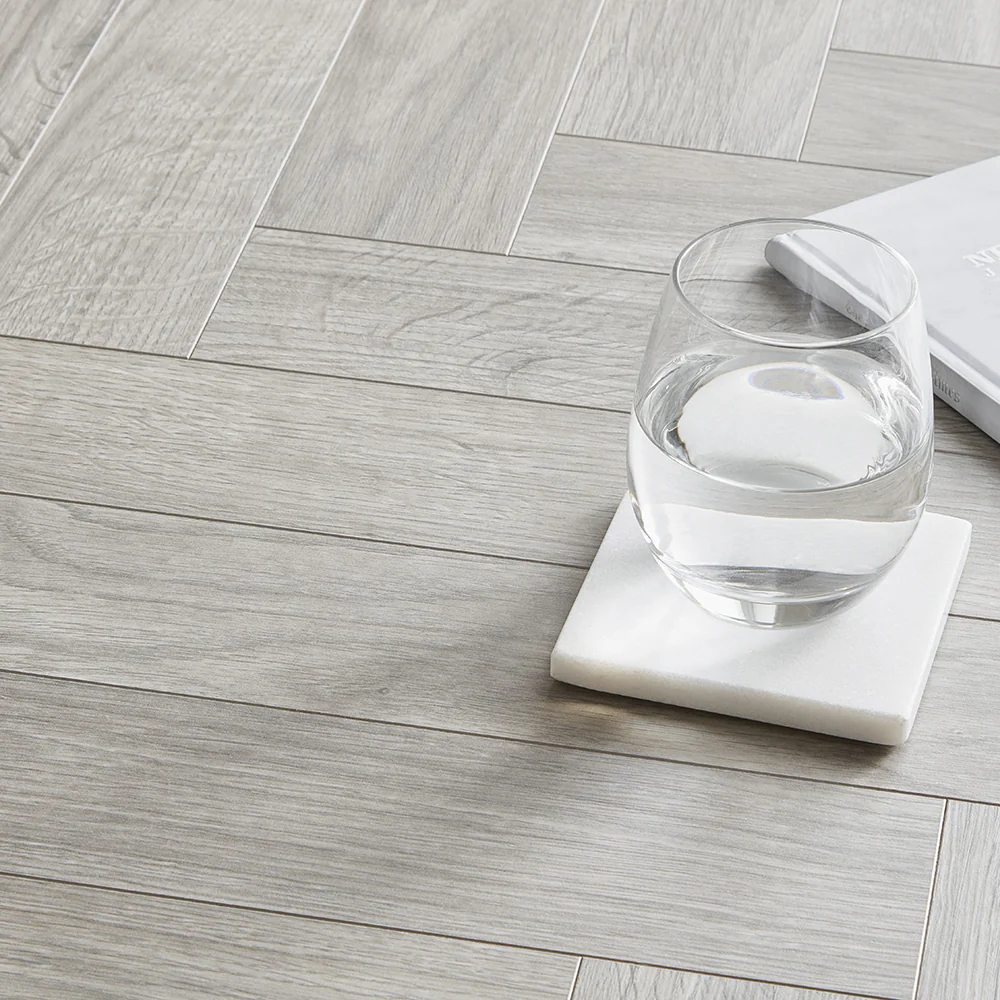 Berry Alloc Thirlmere Herringbone 8mm Laminate Flooring - Natural Grey - Image 3