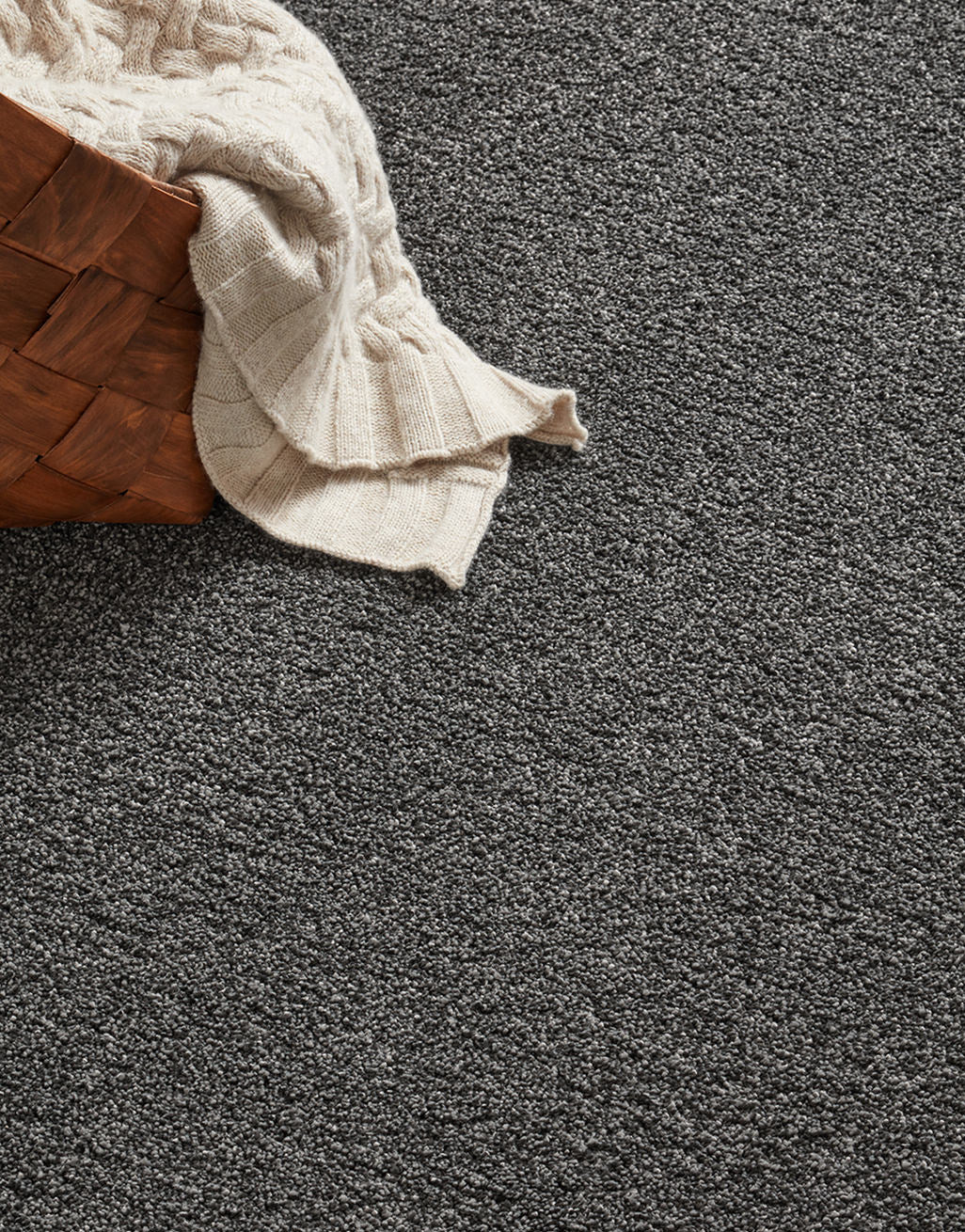 Bowness Hessian Backing 17mm Saxony Carpet - Image 10