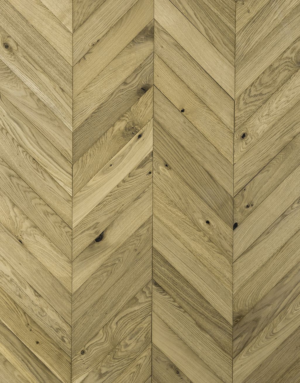 Constance 14mm Oiled Chevron Engineered Wood Flooring -  Natural Oak - Image 3