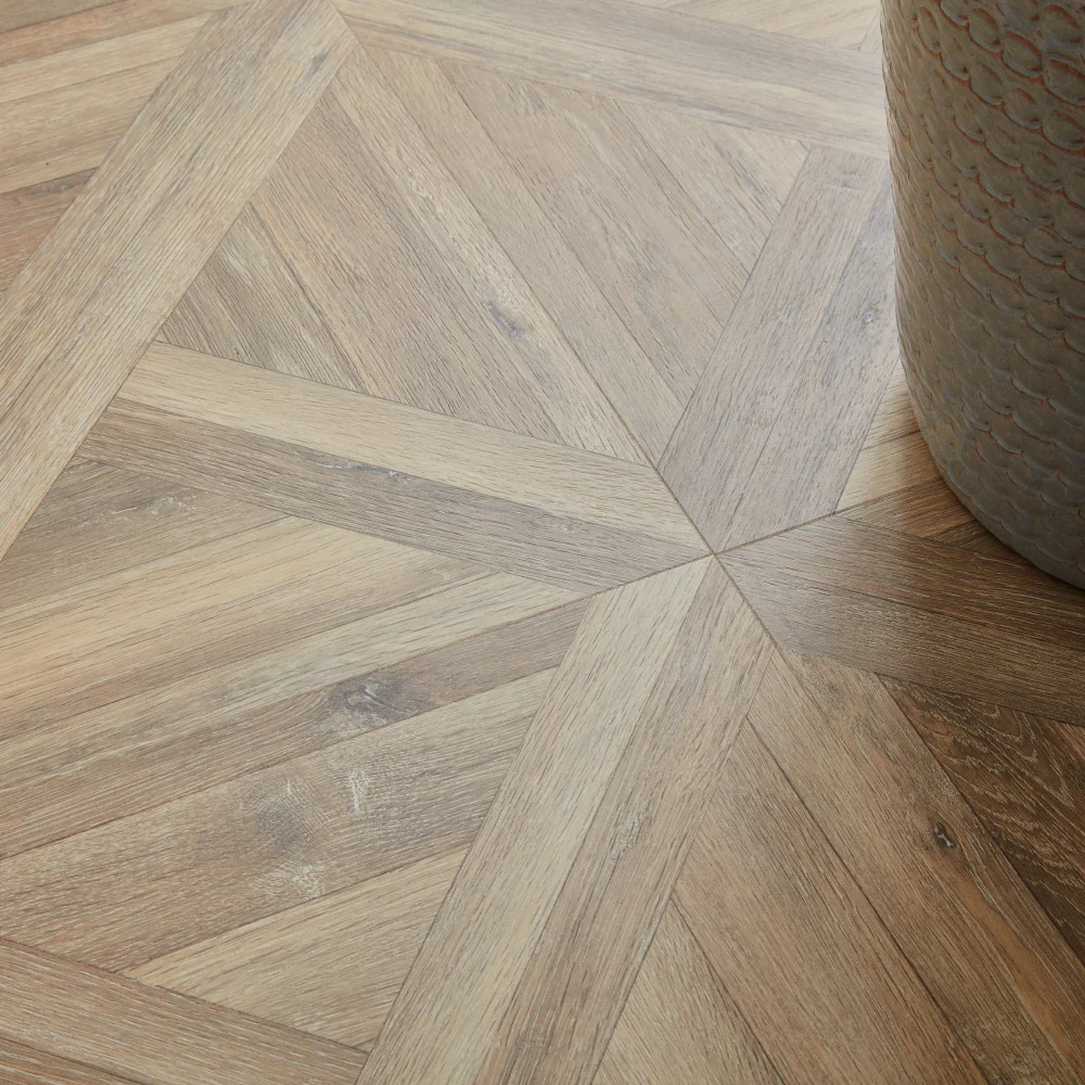 Faus Seathwaite 8mm Laminate Waterproof Parquet Flooring - Natural Oak - Image 3
