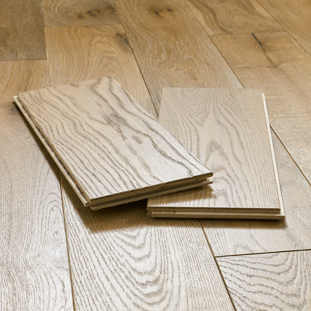 Garda 14mm Lacquered Engineered Wood Flooring - Rustic French Oak - Image 4