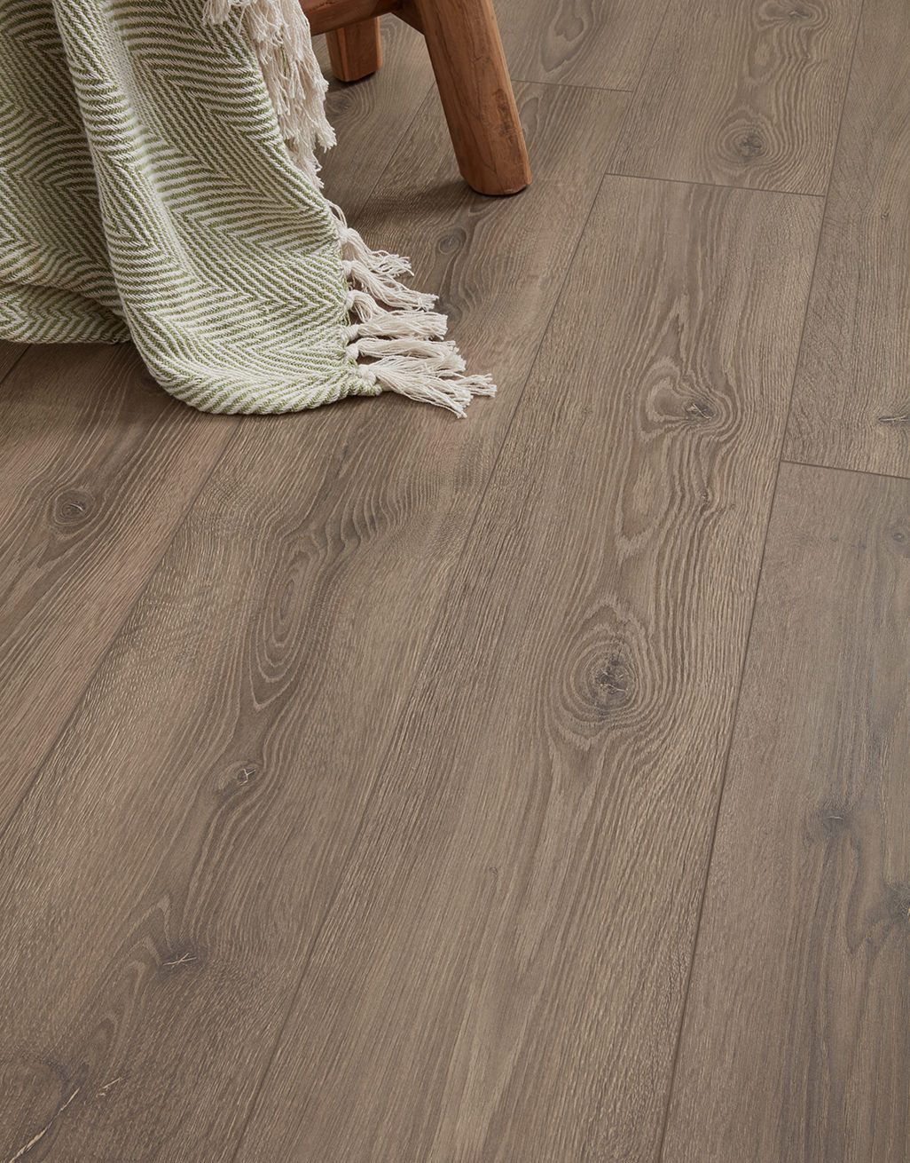 Grisedale 8mm Laminate Flooring - Natural Iroko - Image 2