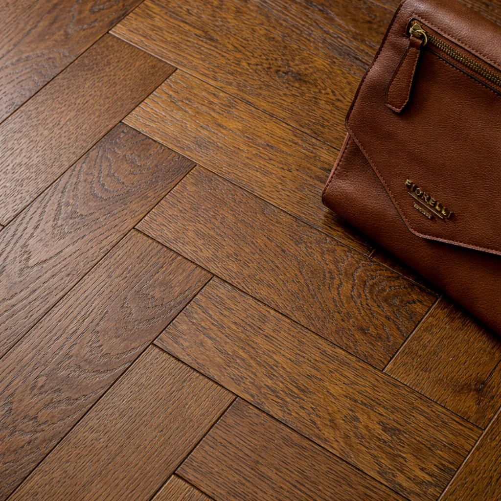 Kallavesi Herringbone 12mm Engineered Wood Flooring - Authentic Dark Oak - Image 3
