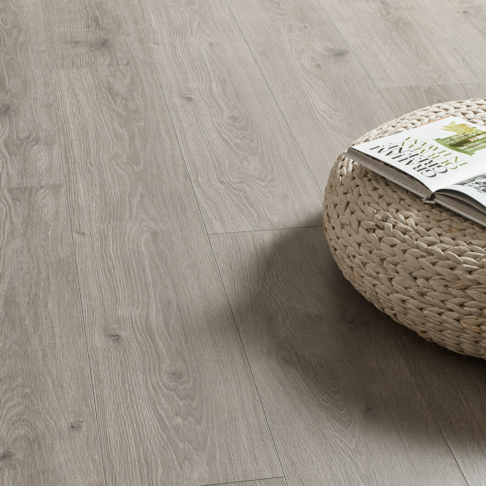 Tarnhows 7mm Laminate Flooring - Dark Grey Oak - Image 3