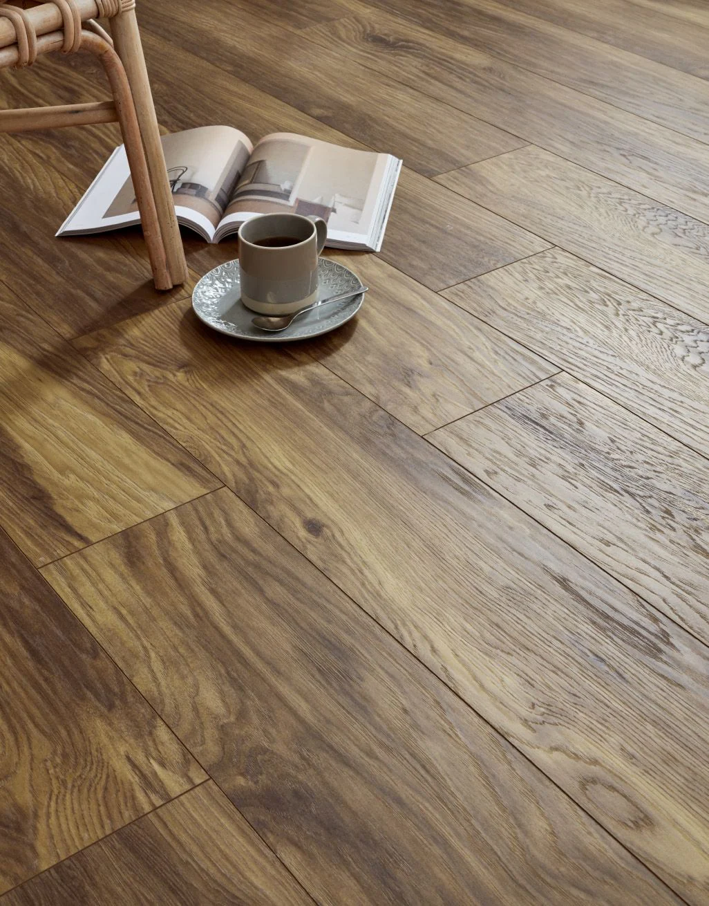 Lion Jubilee 10mm Laminate Flooring - Havering Hickory - Image 2