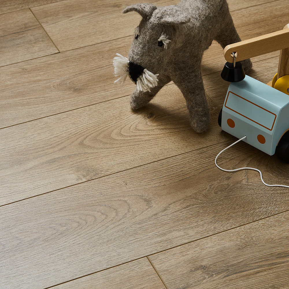 Kronotex Buttermere 7mm Laminate Flooring - Summer Oak - Image 3