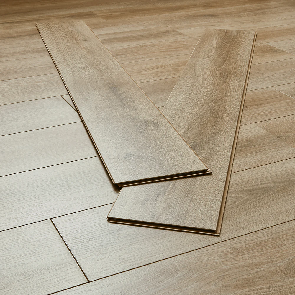 Kronotex Buttermere 7mm Laminate Flooring - Summer Oak - Image 4