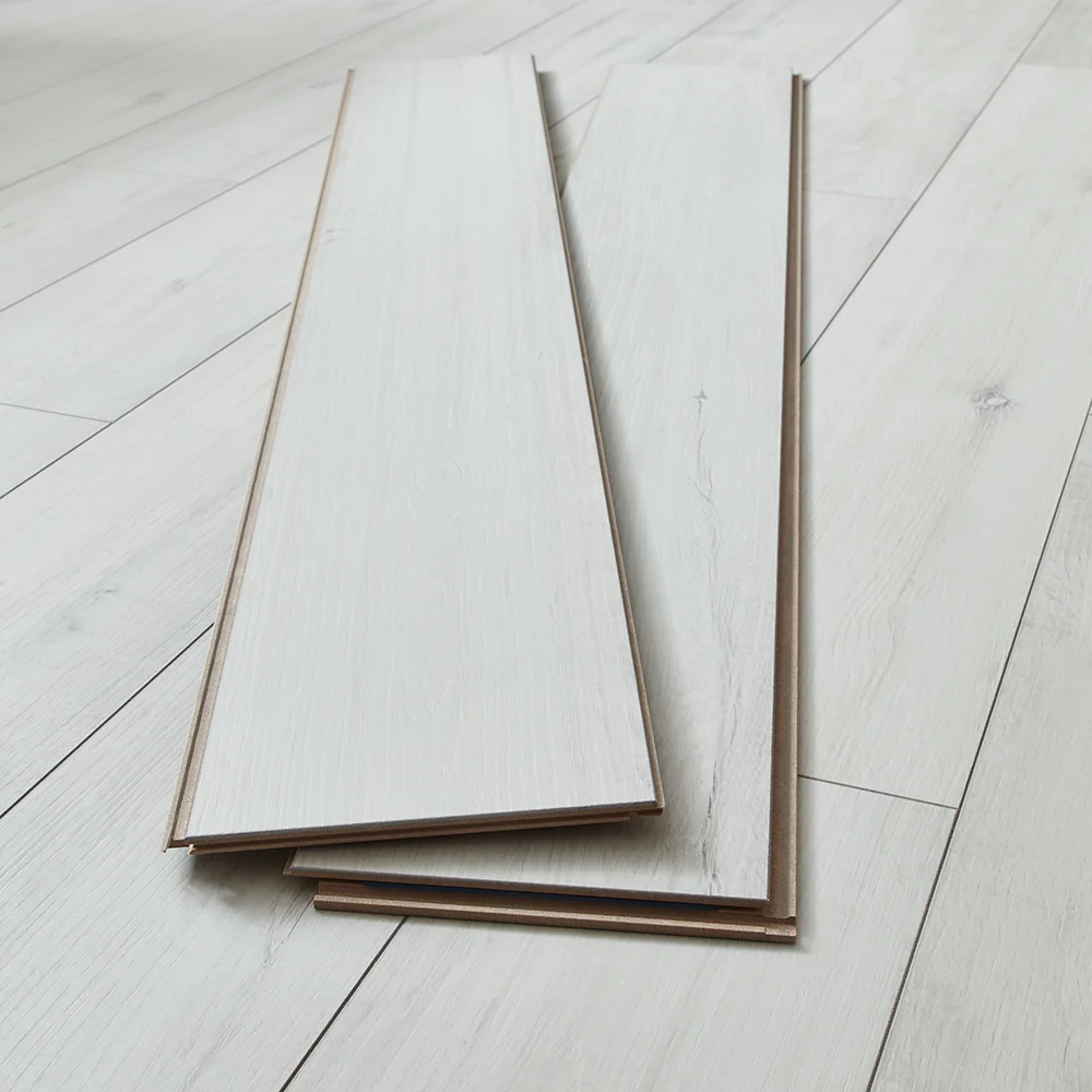 Kronotex Coniston 12mm Laminate Flooring - Gala Oak - Image 4