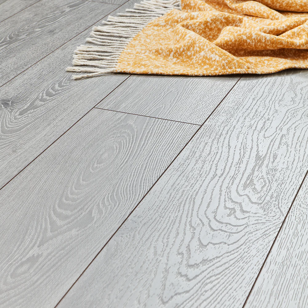Kronotex Coniston 12mm Laminate Flooring - Grey Timeless Oak - Image 3