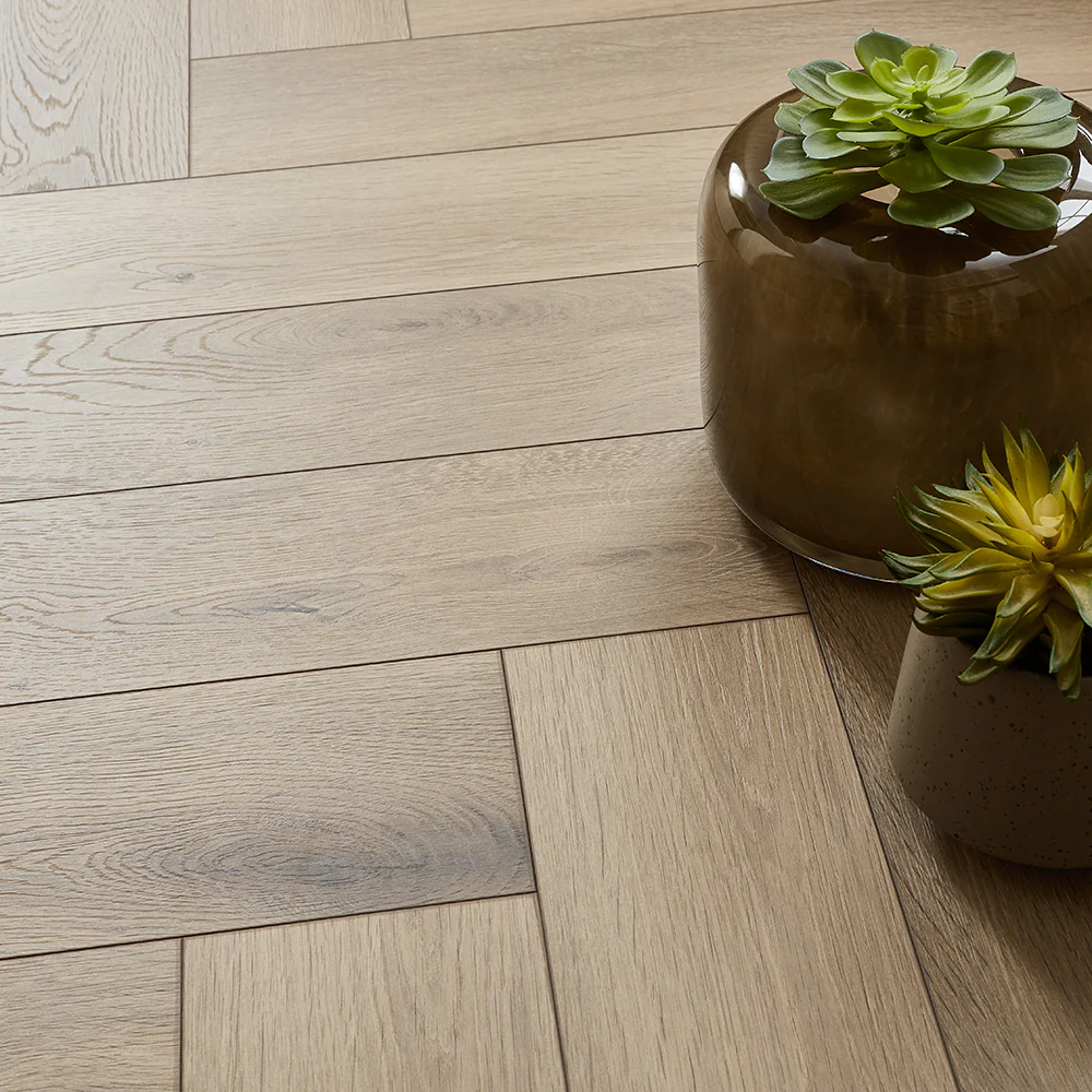 Kronotex Grasmere Herringbone 8mm Laminate Flooring - Natural Home Oak - Image 2