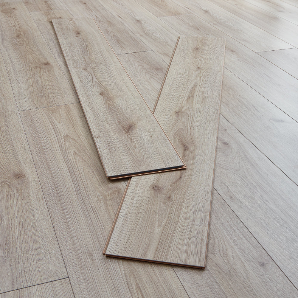 Kronotex Windimere 7mm Laminate Flooring - Grey Trend Oak - Image 4