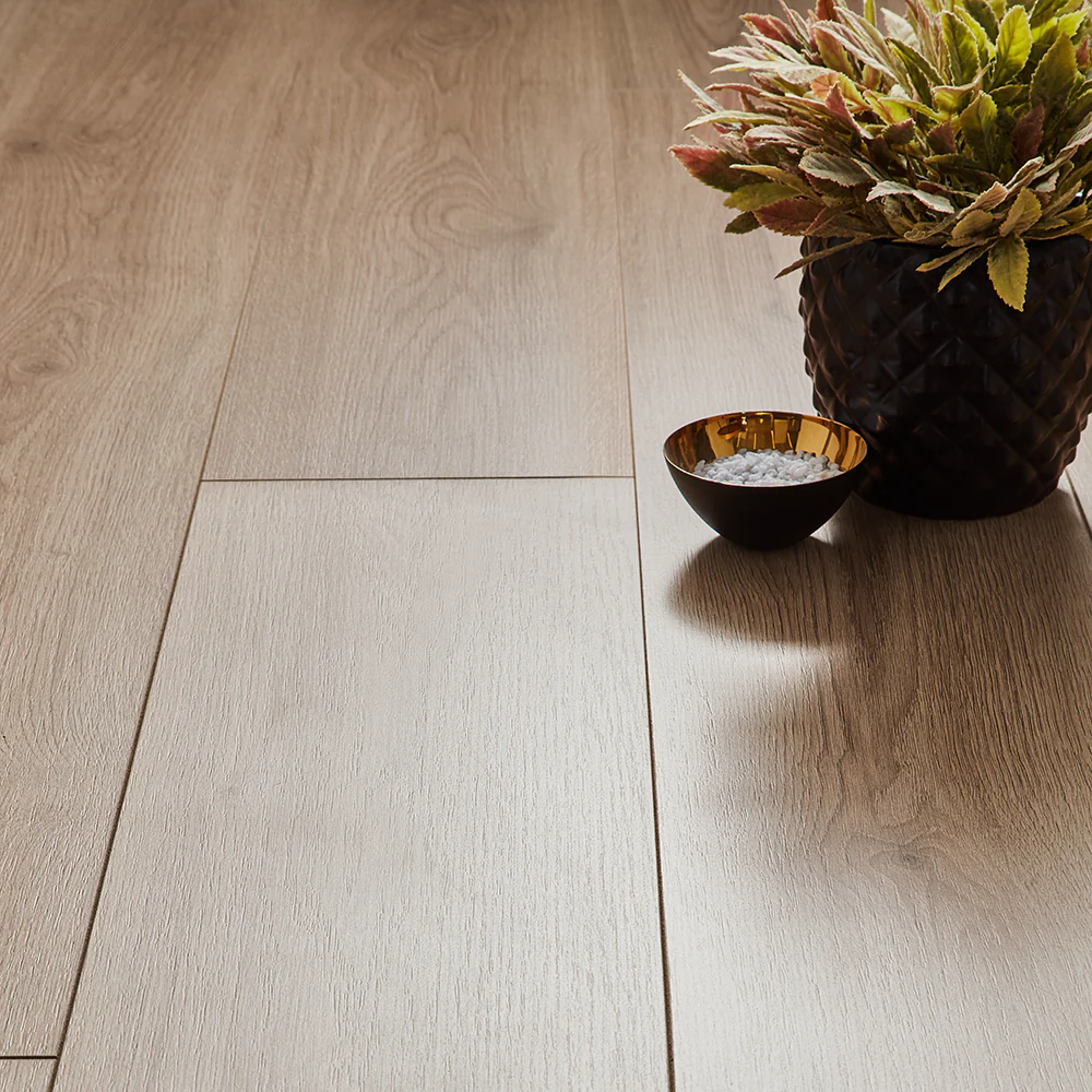 Kronotex Windimere 7mm Laminate Flooring - Trend Oak - Image 3