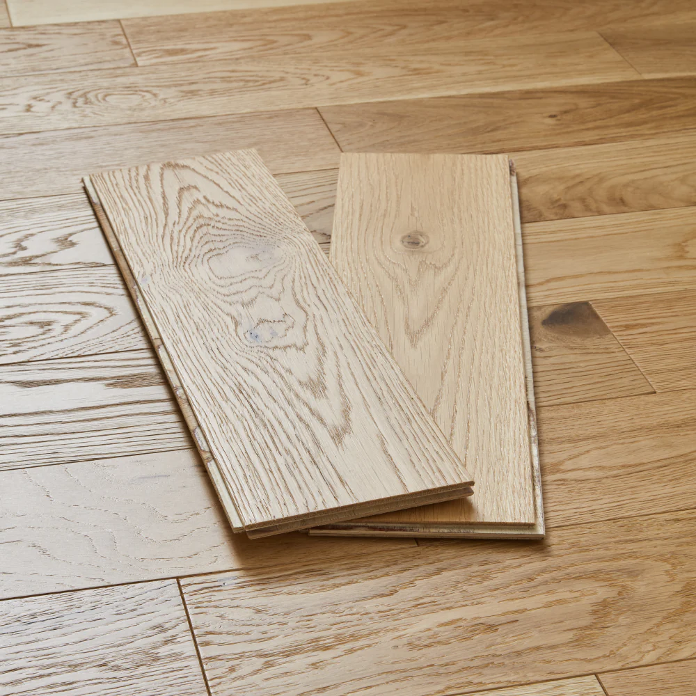 Lucerne 10mm Lacquered Engineered Wood Flooring - County Oak - Image 4