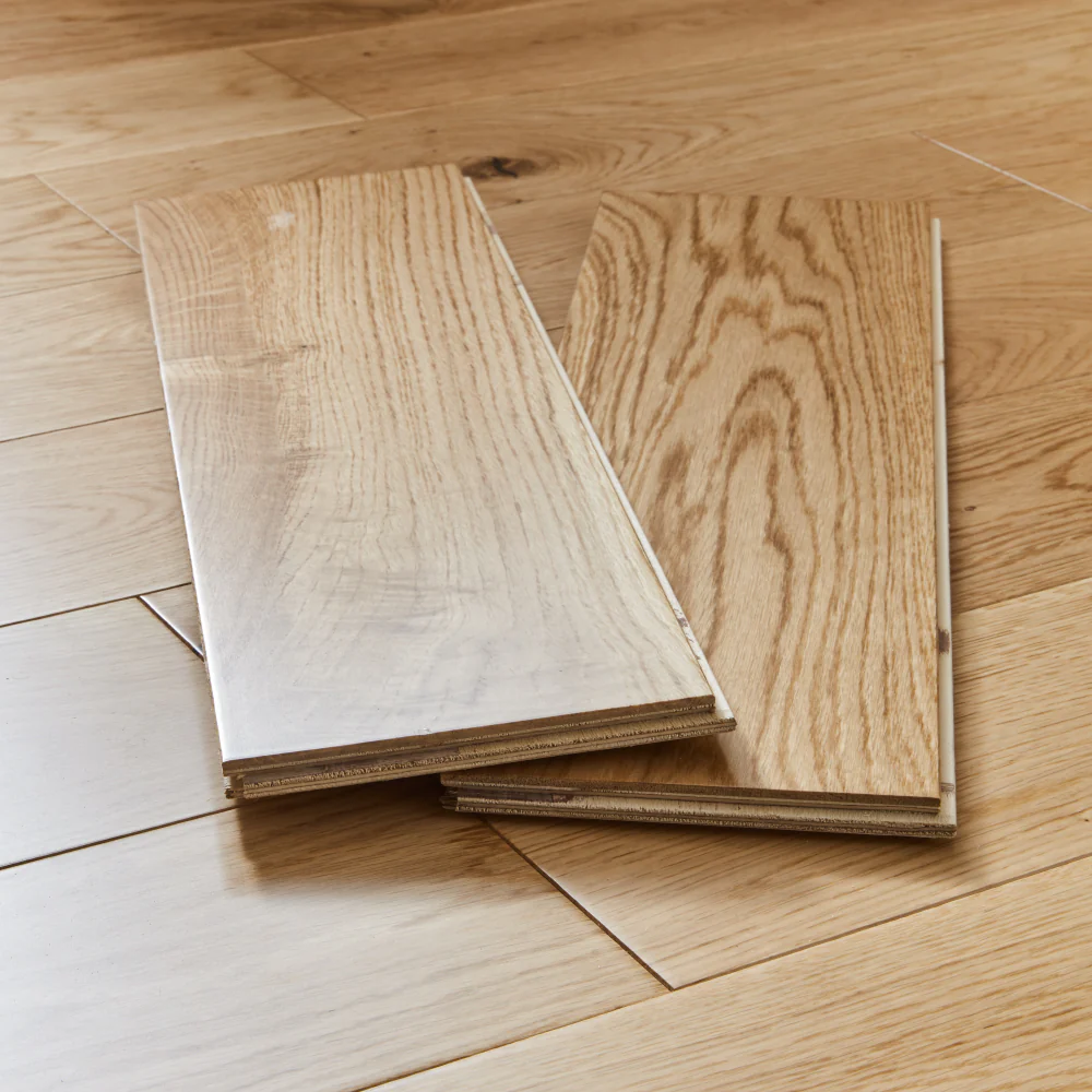 Lucerne 14mm Lacquered Engineered Wood Flooring - Rustic French Oak - Image 4
