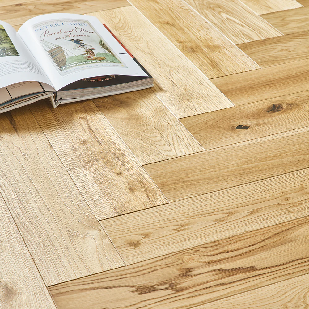 Lucerne Herringbone 18mm Engineered Wood Flooring - Rustic Oak - Image 3