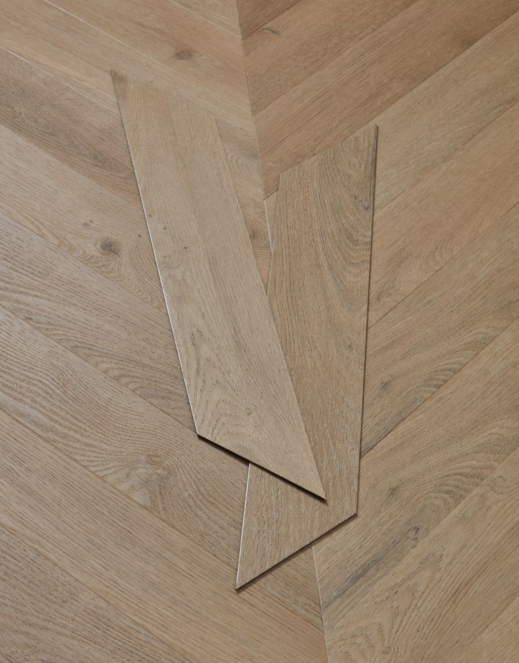 Asenso Signature Chevron - Oyster Oak - Image 3