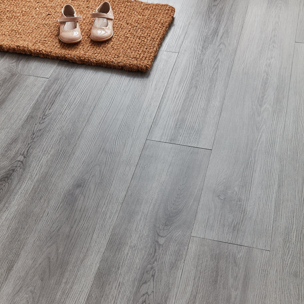 Rannerdale LVT Flooring - Millenium Oak - Image 3