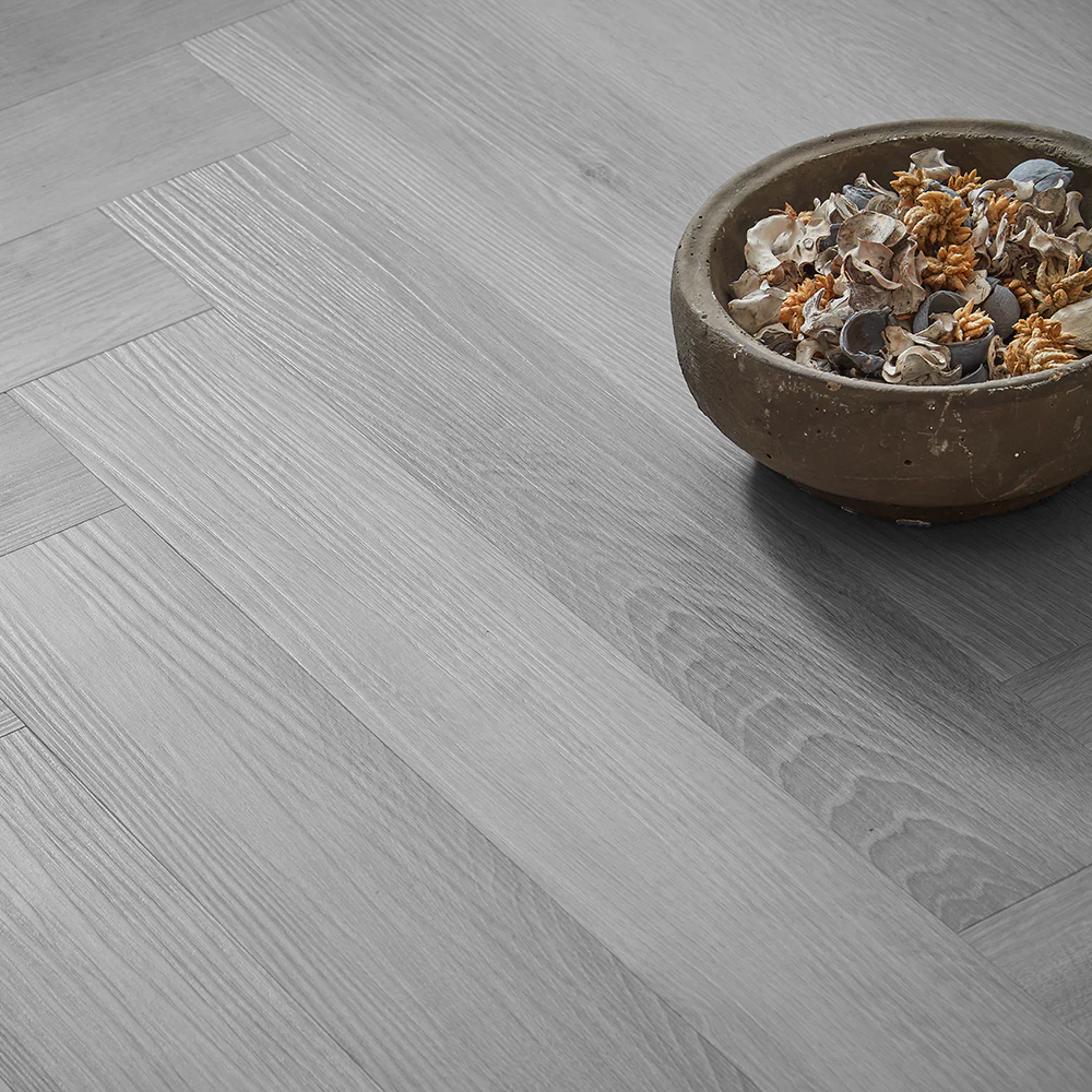Rannerdale LVT Herringbone Flooring - Havana Grey Oak - Image 3
