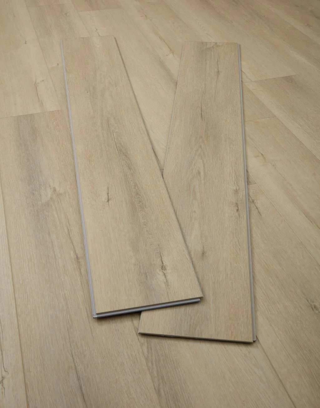 SPC Plank - Light Oak Rigid Core SPC - Image 3
