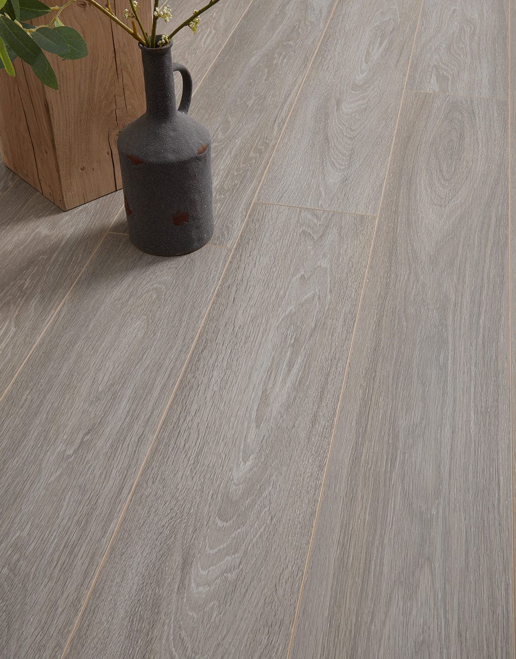 Ullswater 12mm Laminate Flooring - Spanish Grey - Image 2